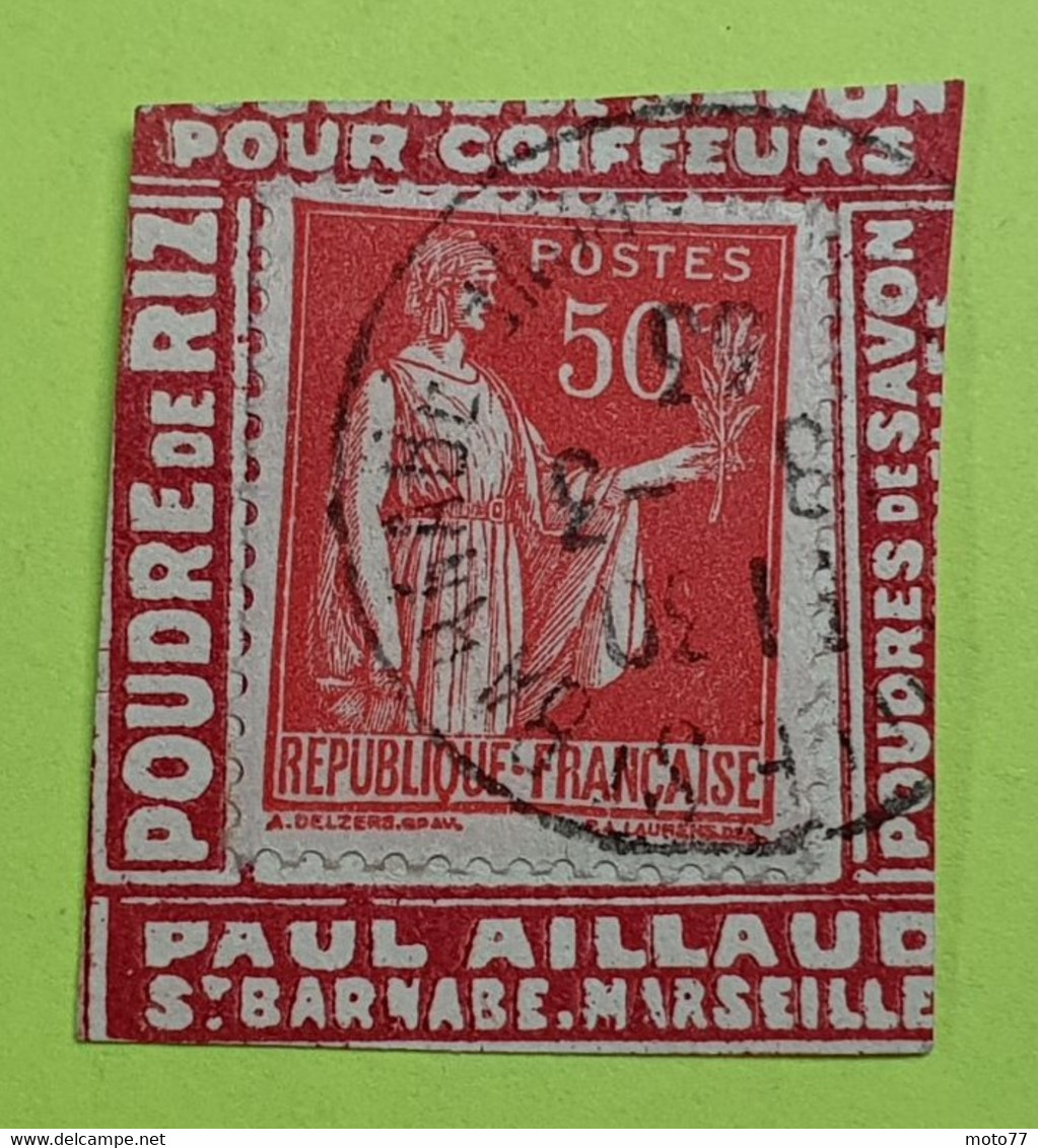 PORTE-TIMBRE France N° 1011 Yvert & Tellier 2010 - Coiffeur - Sur Fragment Et Imprimé Avec Timbre / COTE 30€ - Non Classés