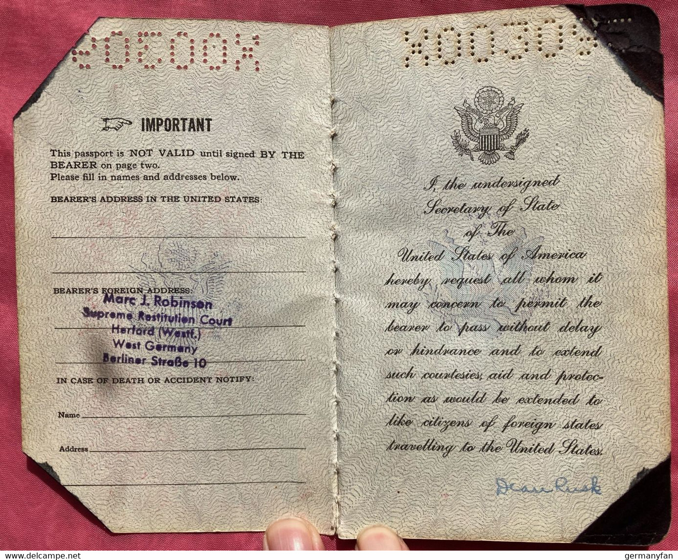 Konvolut USA Diplomatenpass Marc Jennings Robinson Richter ORG Berlin CORA Nünberg Viele Stempel Diplomatic Passport - Historische Dokumente