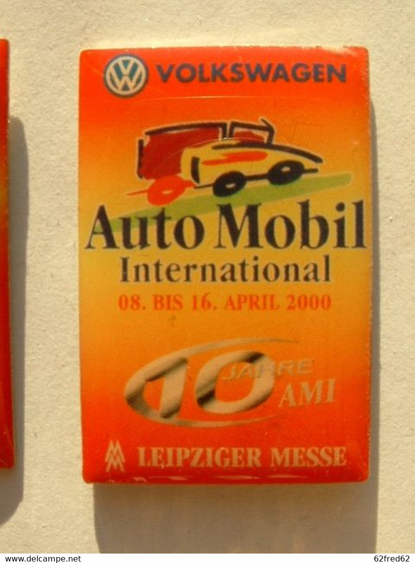 PIN'S VOLKSWAGEN - AUTO MOBIL INTERNATIONAL 2000 - Volkswagen