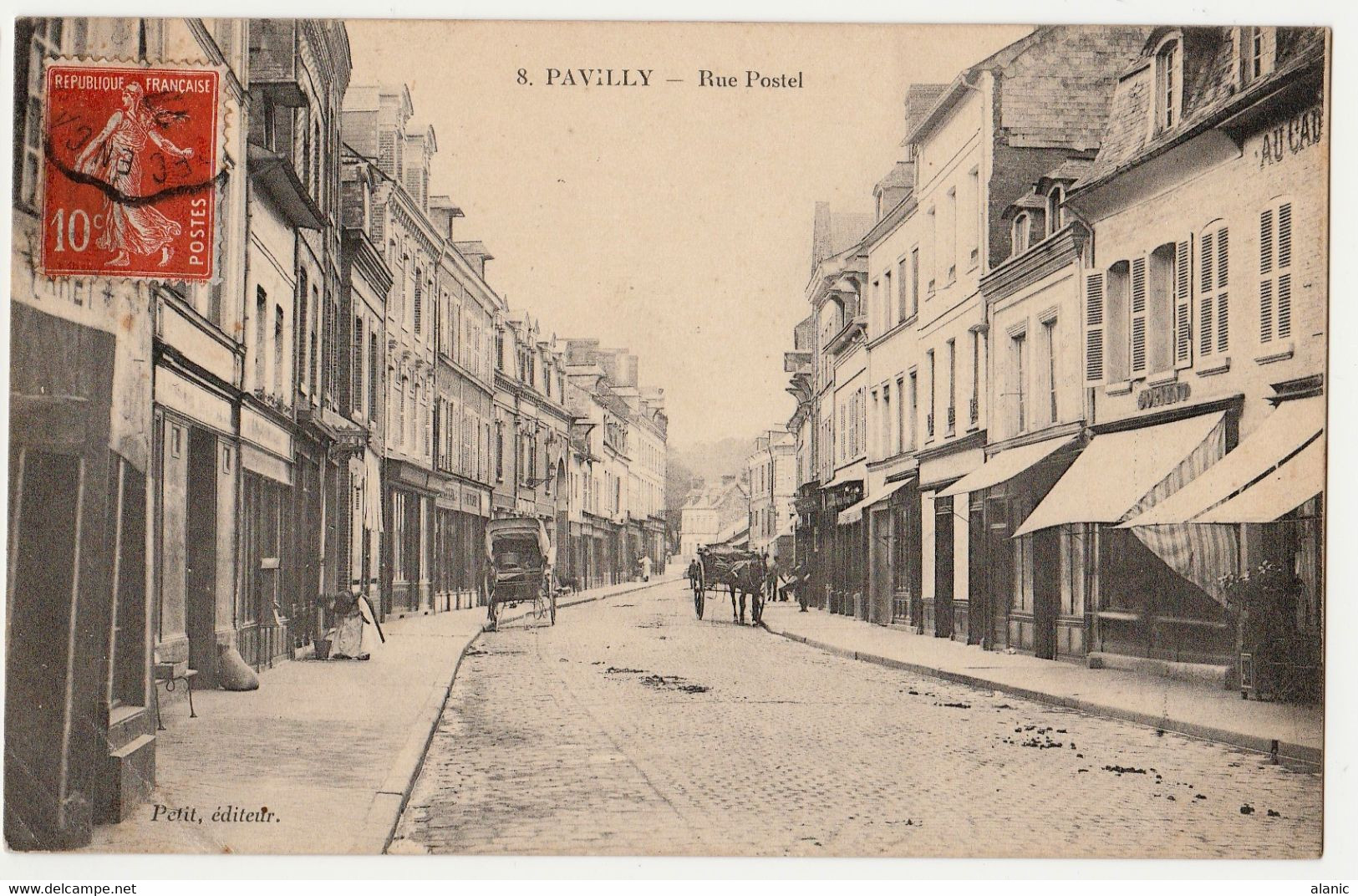 CPA 76 Pavilly Rue Postel  ANIMEE CIRCULEE  1907 - Pavilly