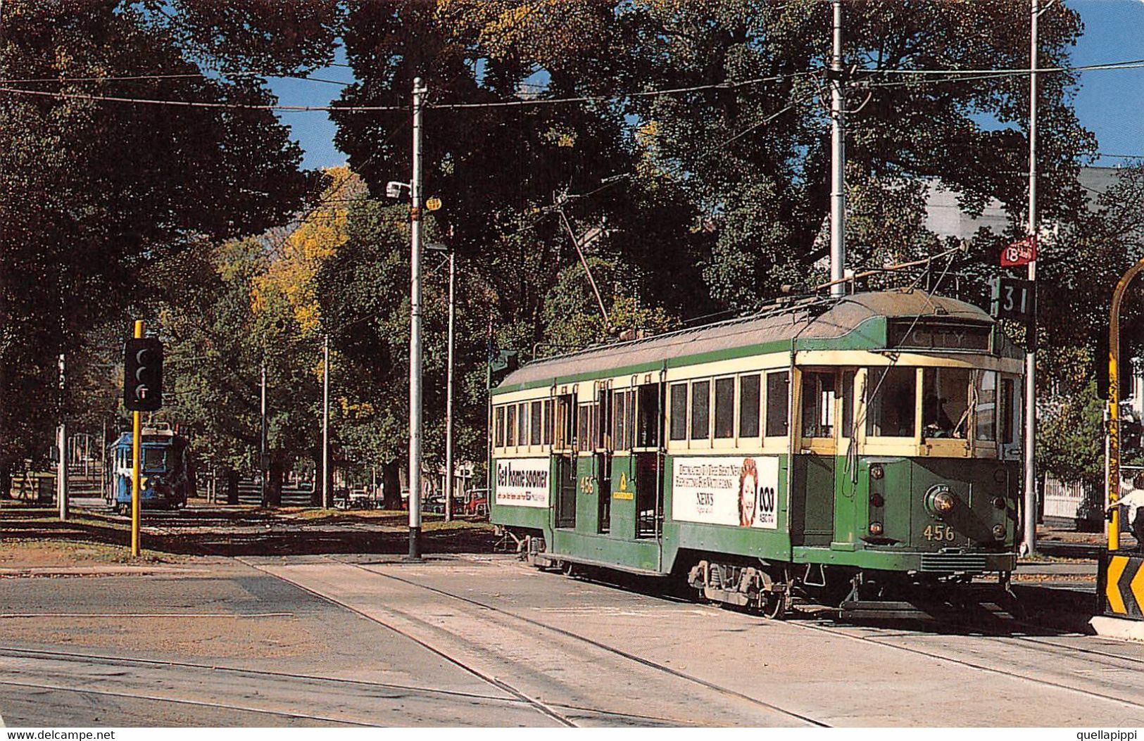 M012324 "MELBOURNE-TRAM NUMBER 456 IN VICTORIA PARADE PRIOR TO WITHDRAWAL IN APRIL OF 1987" -VERA FOTO-CART NON SPED - Melbourne