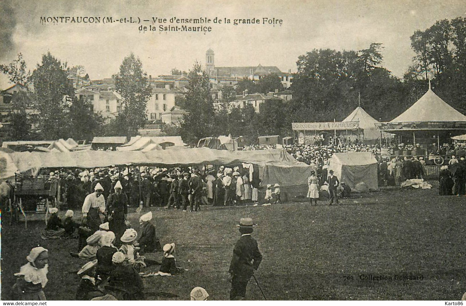 Montfaucon * Vue D'ensemble De La Grande Foire De La St Maurice * Santds * Manège Carousel - Montfaucon