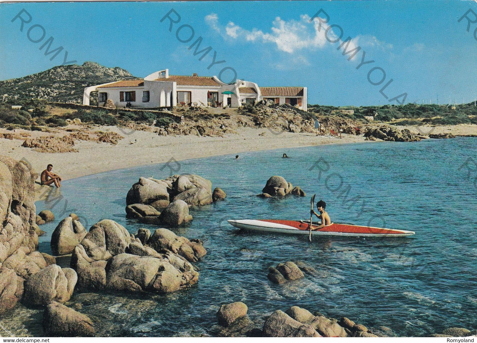 CARTOLINA  COSTA SMERALDA-ARZACHENA,SARDEGNA,SPIAGGIA,VACANZA,ESTATE,BAGNI,BARCHE A VELA,BELLA ITALIA,VIAGGIATA 1968 - Olbia