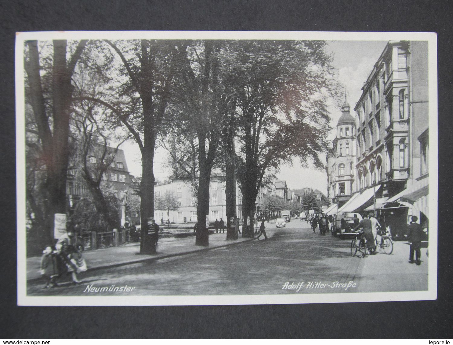 AK NEUMÜNSTER Hitlerstrasse Ca.1940  /////   D*48784 - Neumünster