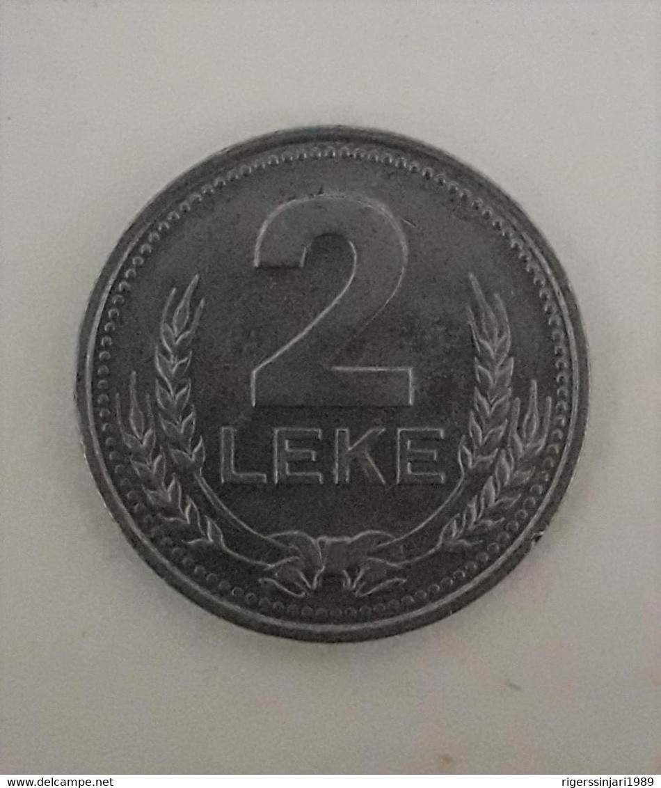 Albania 2 LEKE 1989 VF Condition Socialist Republic - Albania