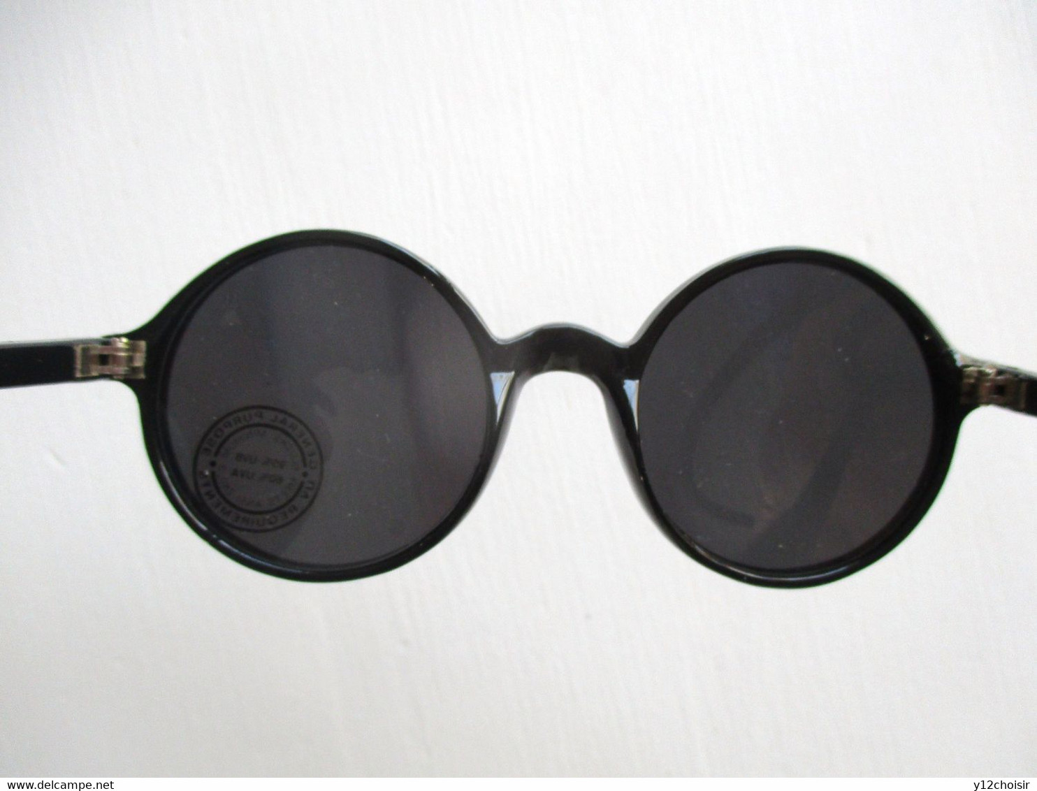 LUNETTES DE SOLEIL NEUVES RONDES NOIRES - Sun Glasses