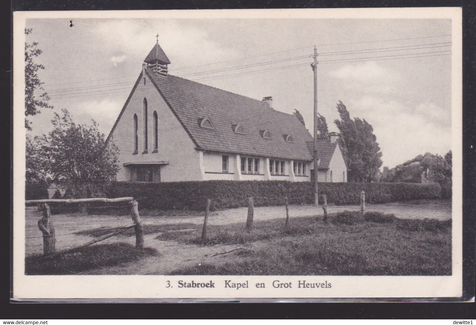 Stabroek.   Kapel En Grot Heuvels - Stabroek