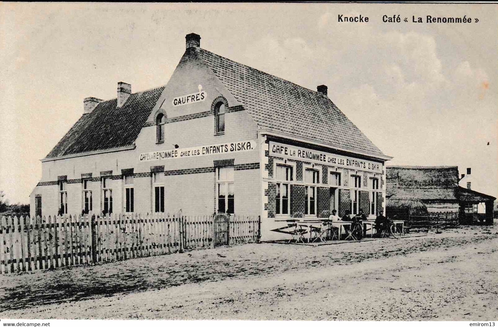 Knocke Café De La Renommée Chez Les Enfants Siska TOP - Knokke