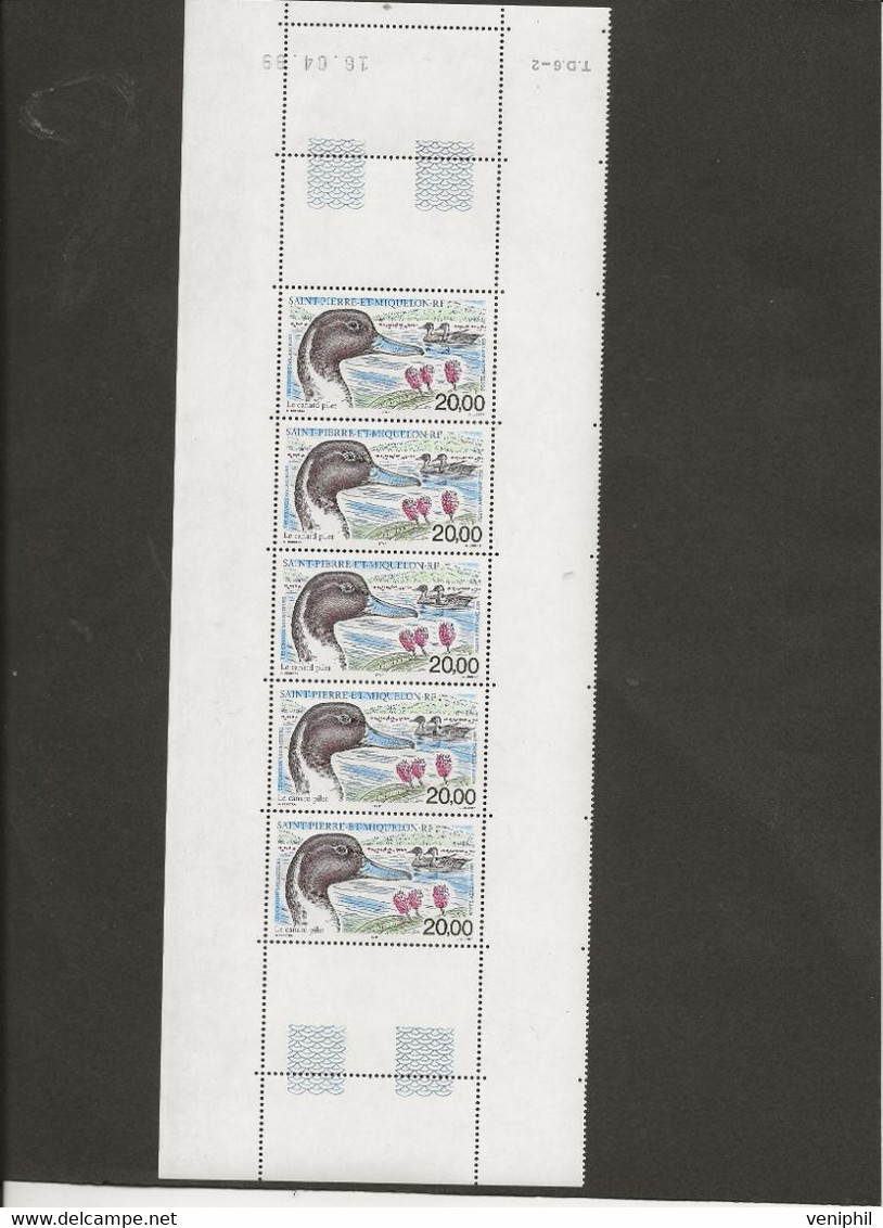 ST PIERRE ET MIQUELON - POSTE AERIENNE N° 79  1 BANDE DE 5 NEUVE SANS CHARNIERE -COIN DATE 16.04.99 -COTE :46 € - Unused Stamps