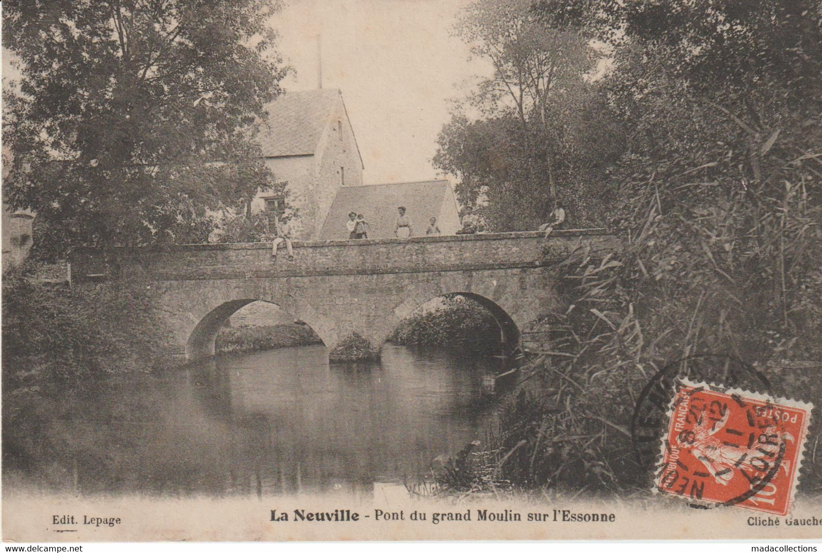 La Neuville-sur-Essonne (45 - Loiret)   Pont Du Grand Moulin Sur L'Essonne - Andere & Zonder Classificatie