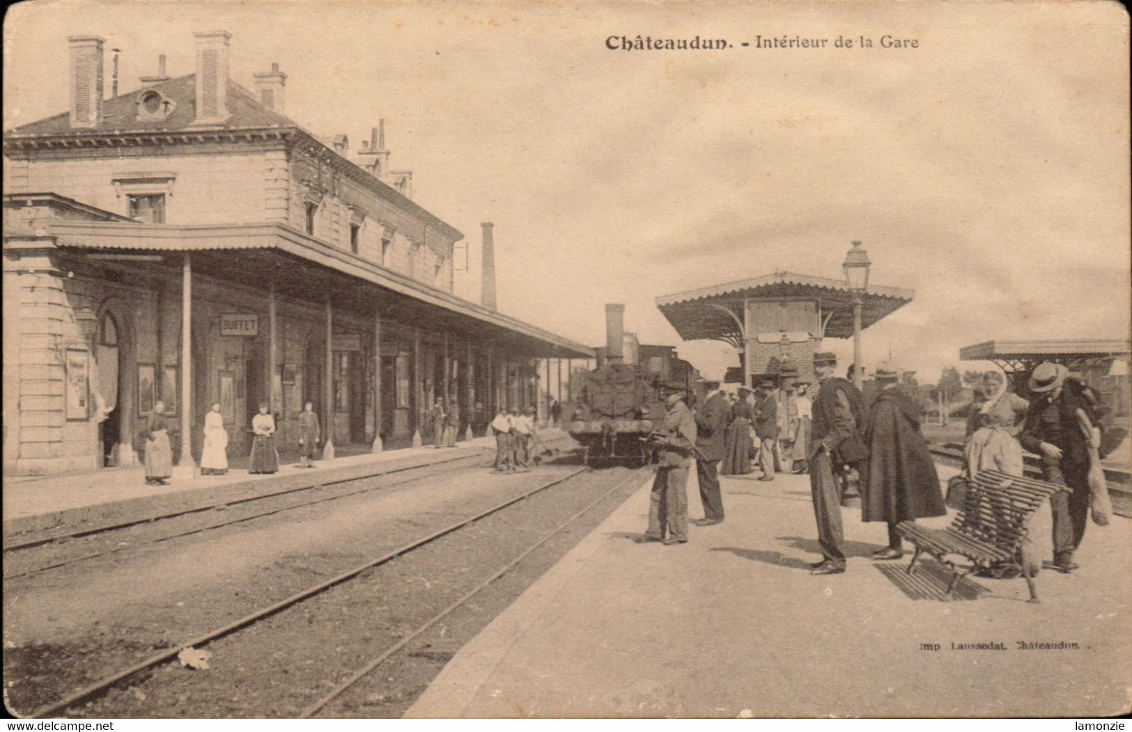 CHATEAUDUN. Cpa. - Intérieur De La Gare.  (scans Recto-verso) - Chateaudun