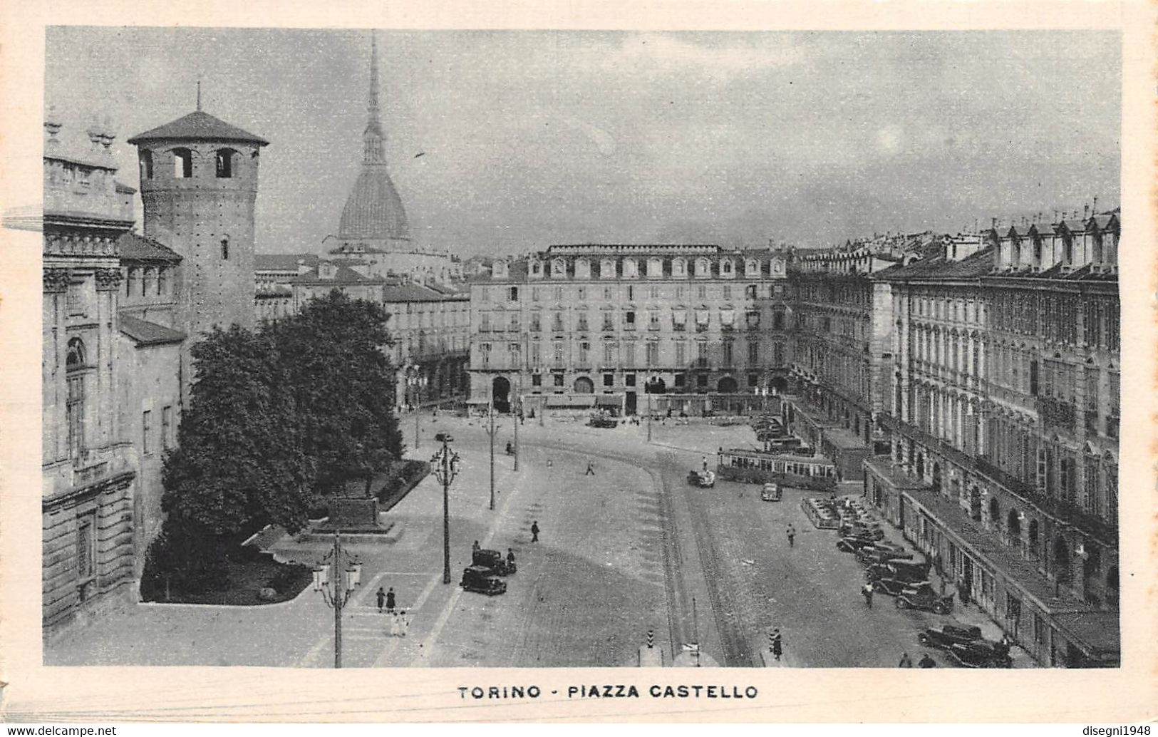 09426 "TORINO - PIAZZA CASTELLO - ANNI '30 XX SECOLO" ANIMATA - TRAMWAY - AUTO - CART. ILL. ORIG. NON SPED. - Places & Squares