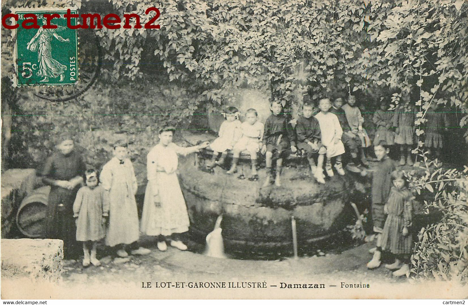DAMAZAN LA FONTAINE TRES ANIMEE 47 LOT-ET-GARONNE - Damazan