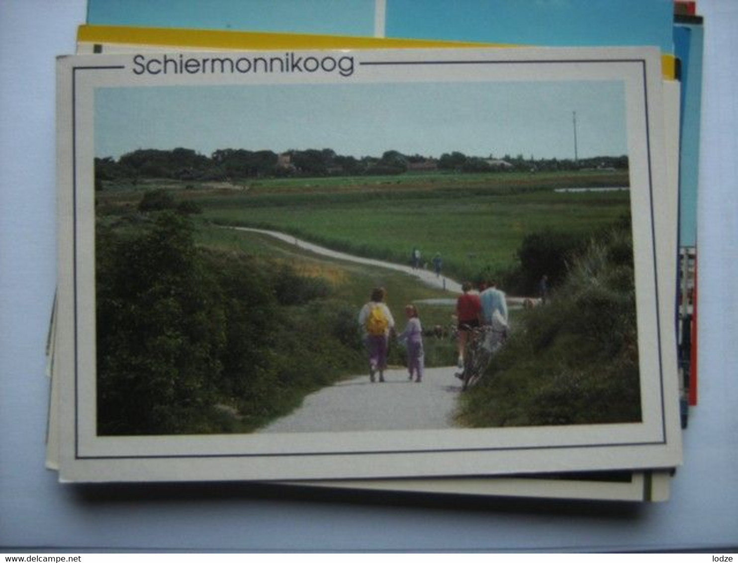 Nederland Holland Pays Bas Schiermonnikoog Met Panorama Wandelaars En Fietsers - Schiermonnikoog