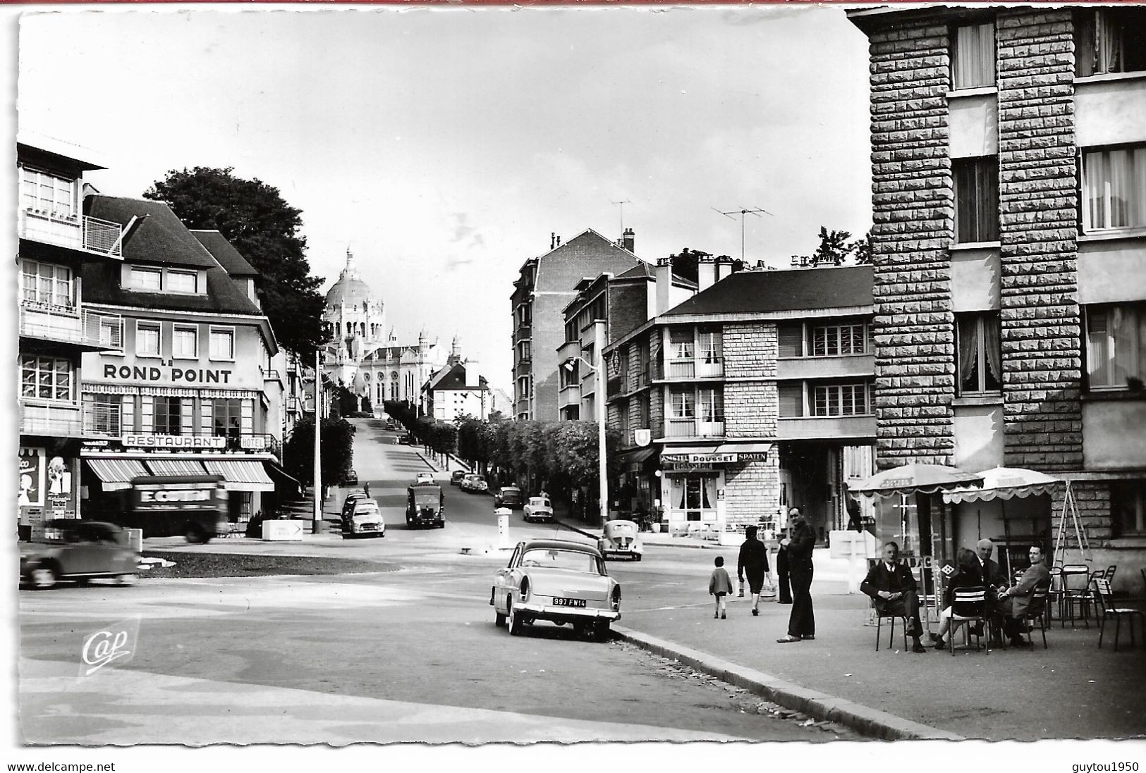 très bon lot de 60 cartes postales de villages de france