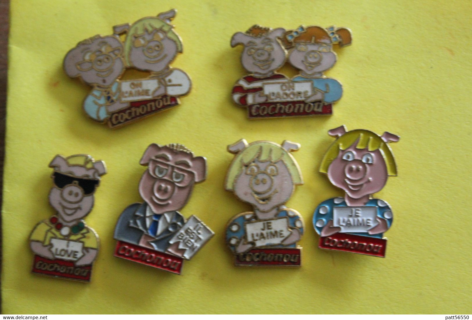 Lot De 6 Pin's "COCHONOU" - Lots