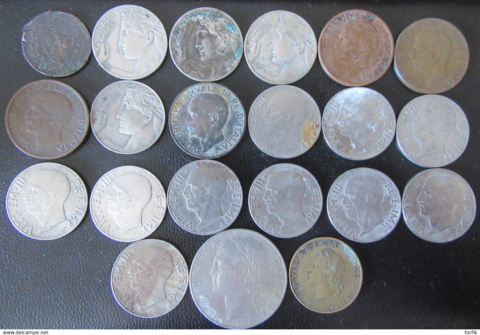 Italie / Italia - Lot De 21 Monnaies Entre 1826 Et 1958 Dont 1 Centesimo 1826 (état Moyen) - Collections