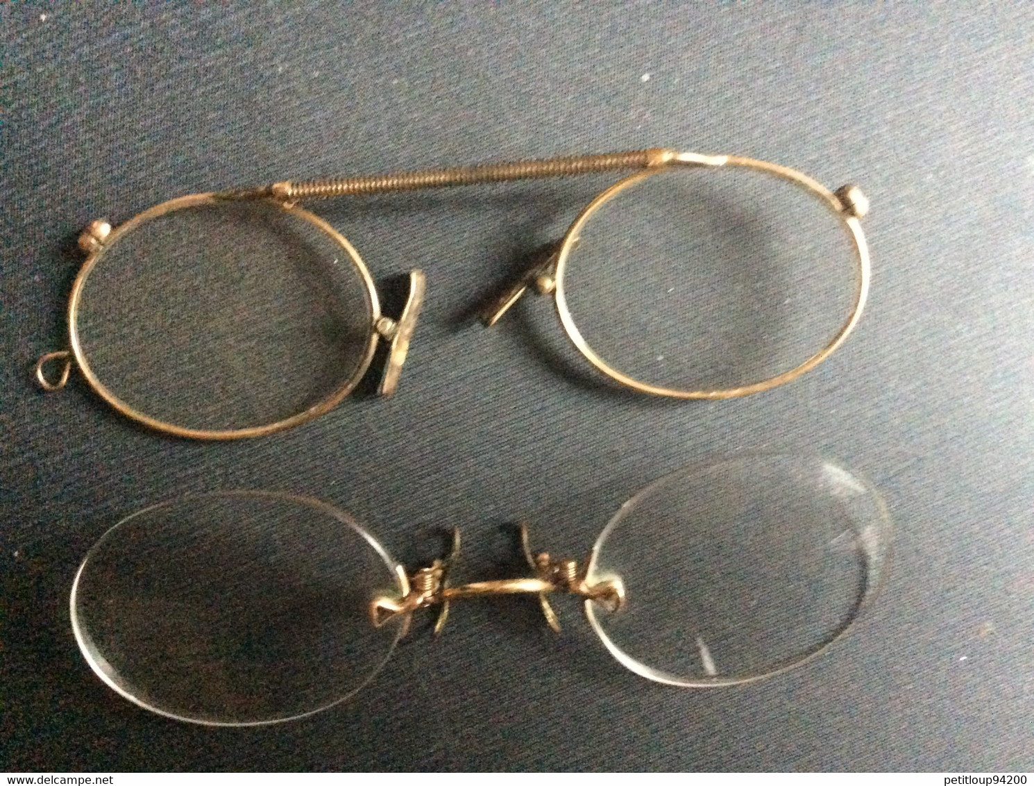 2 PAIRES DE LUNETTES  Besicles  AVEC BOÎTIERS - Glasses