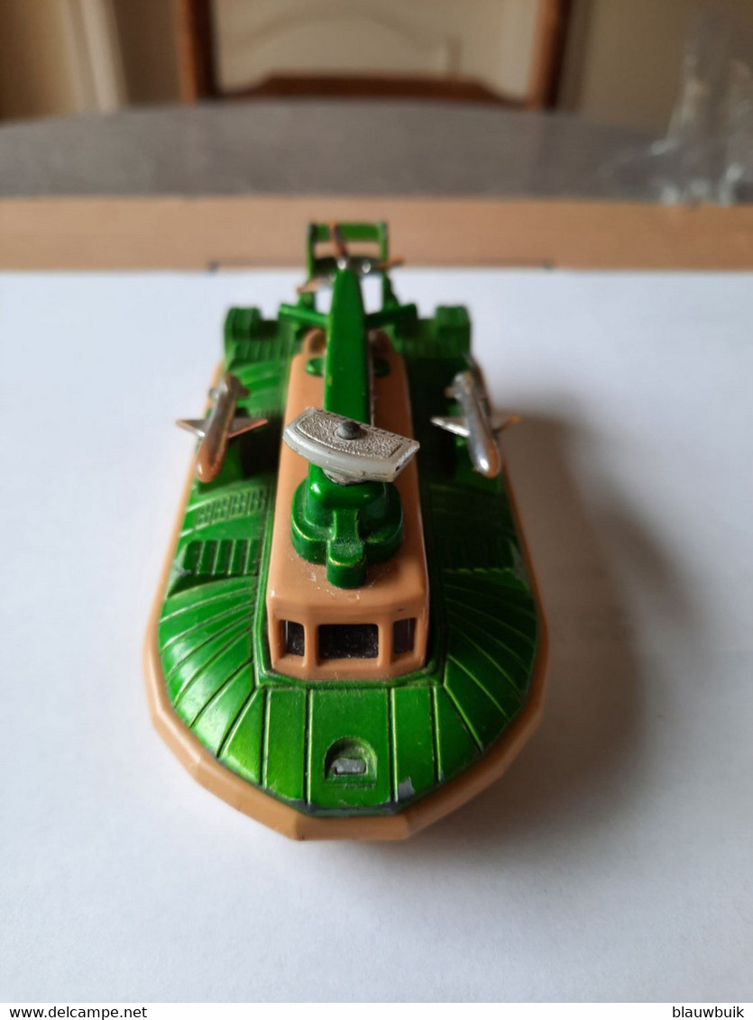 MATCHBOX K-105  Battle Kings Hover Raider - Boats