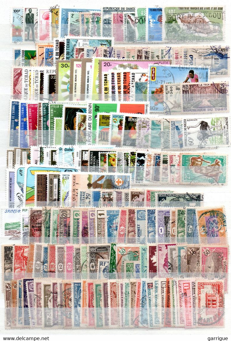MONDE ENTIER sauf France : plus de 8200 timbres différents