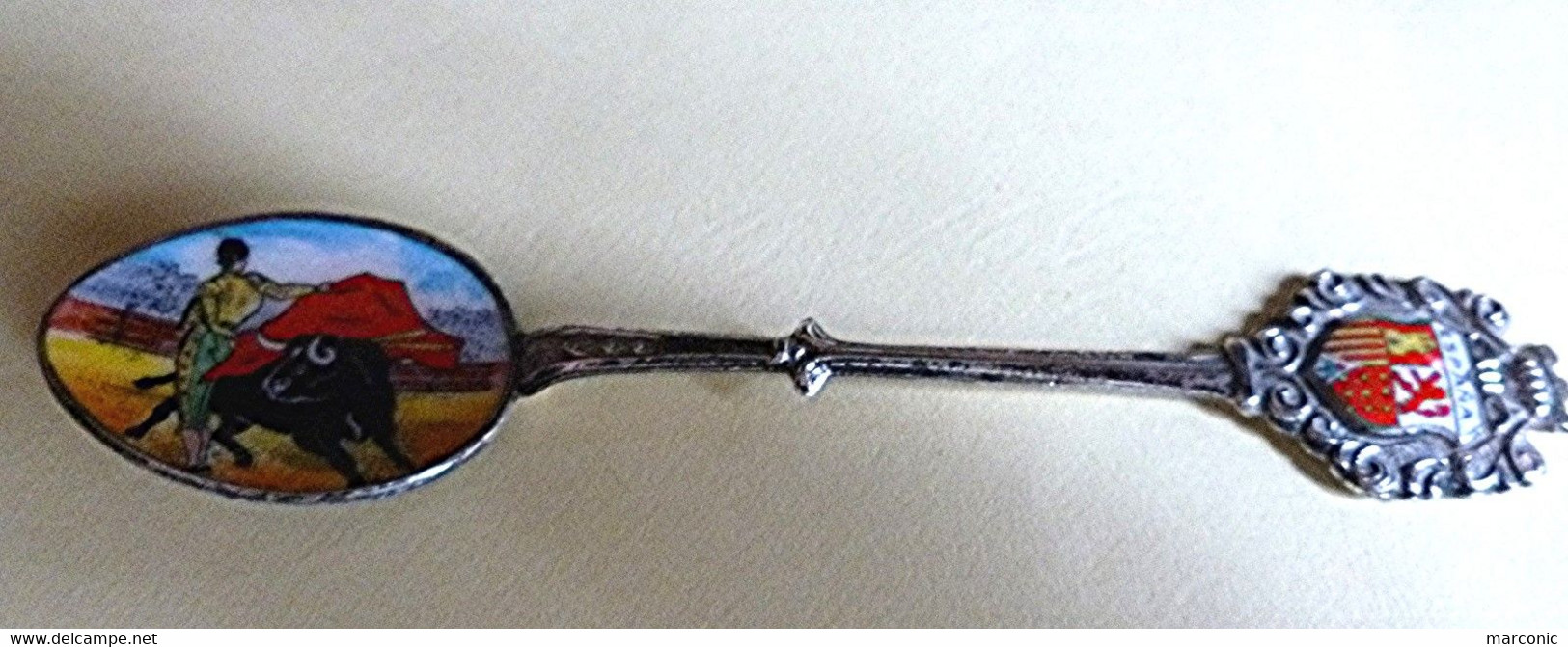 ESPAGNE - Petite Cuillère Souvenir Emaillée, Armoiries Et Scène De Corrida - Spoons