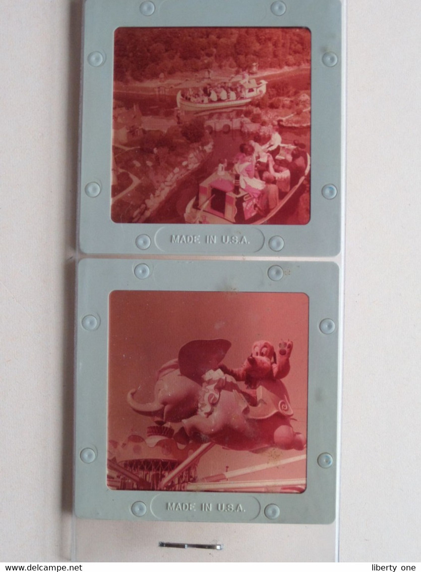 DISNEYLAND - FANTASYLAND ( Set One VP-50 ) Pana-Vue Color Slides By WALT DISNEY Productions ! - Diapositivas