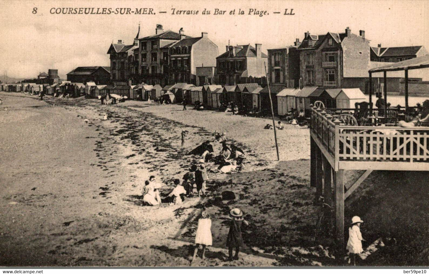 14 COURSEULLES SUR MER TERRASSE DU BAR DE LA PLAGE - Courseulles-sur-Mer