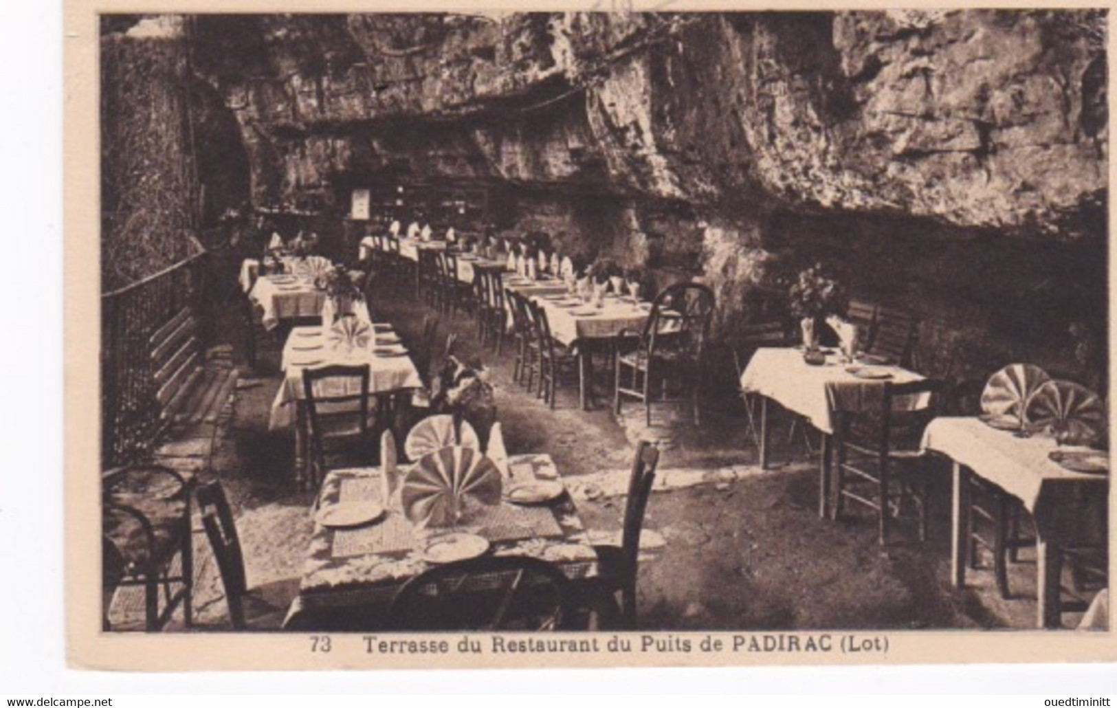 Terrasse Du Restaurant Du Puits De Padirac - Hotels & Restaurants