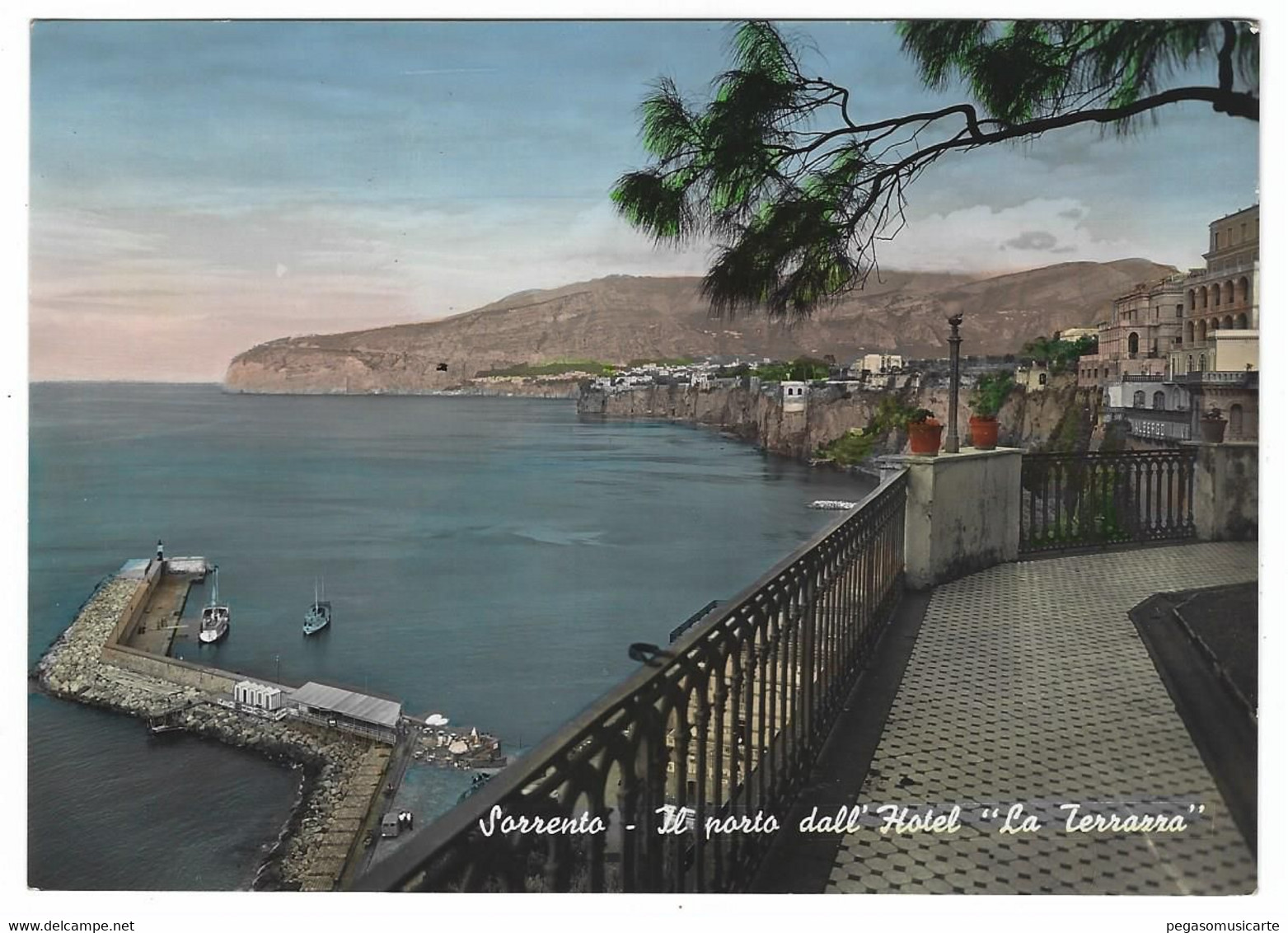 9085 - SORRENTO IL PORTO DALL' HOTEL LA TERRAZZA  NAPOLI 1953 - Other & Unclassified