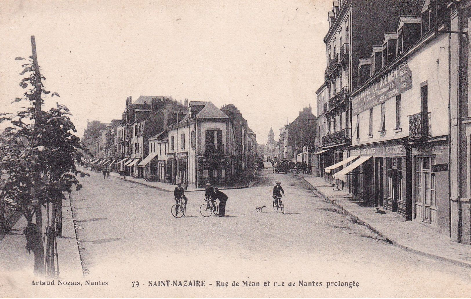 SAINT NAZAIRE " Rue De Mean Et Rue De Nantes "        N°10444 - Saint Nazaire