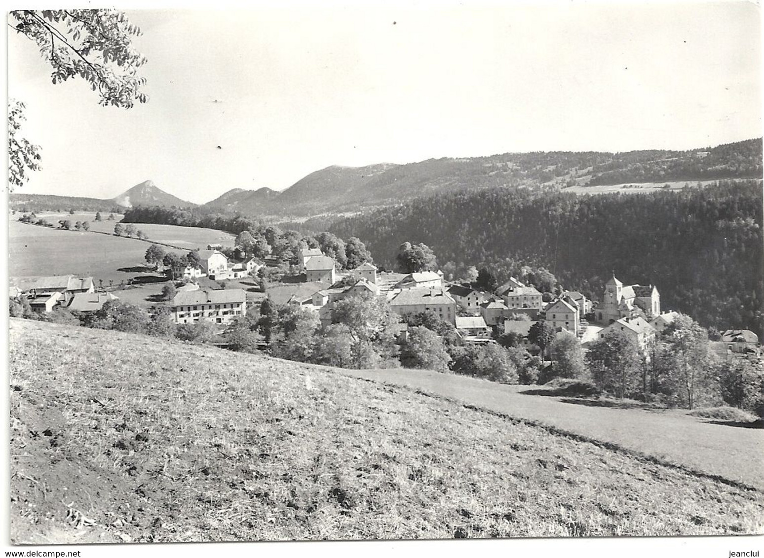 CPM. PAYSAGE DU HAUT-DOUBS . JOUGNE . CARTE NON ECRITE - Altri & Non Classificati