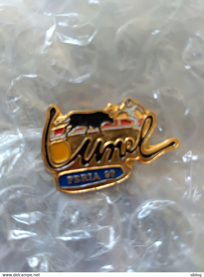 PIN'S - Féria 1992 - LUNEL - Bullfight - Corrida