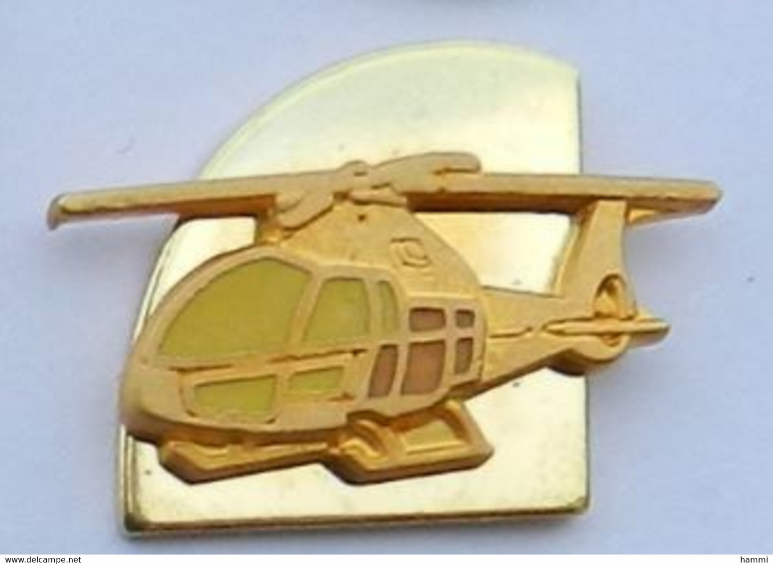 T01 Pin's AVION HELICO HELICOPTERE Tout Doré Achat Immédiat - Avions