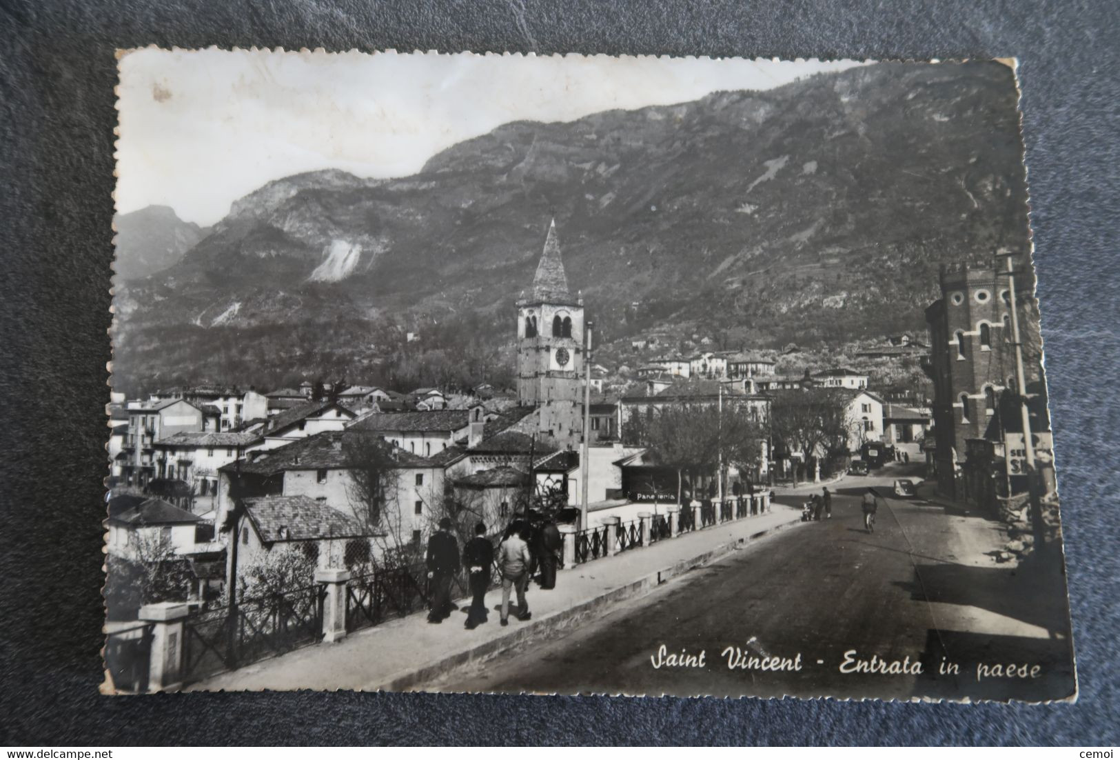 CPSM - SAINT VINCENT - Entrada In Paese - 1952 - Timbre Italien + Timbre Taxe Français - Autres & Non Classés