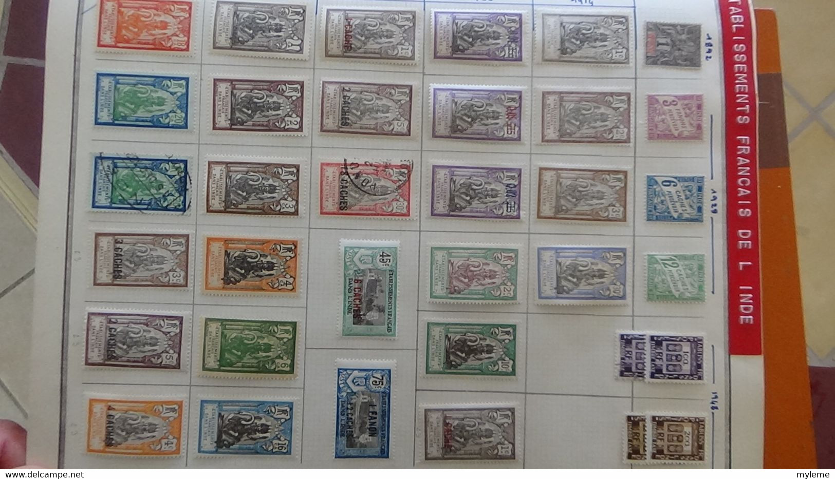 R31 Sur feuilles de cahier timbres Corée, Hong-Kong, Indes, Indochine . Port offert à 50 % pour la France