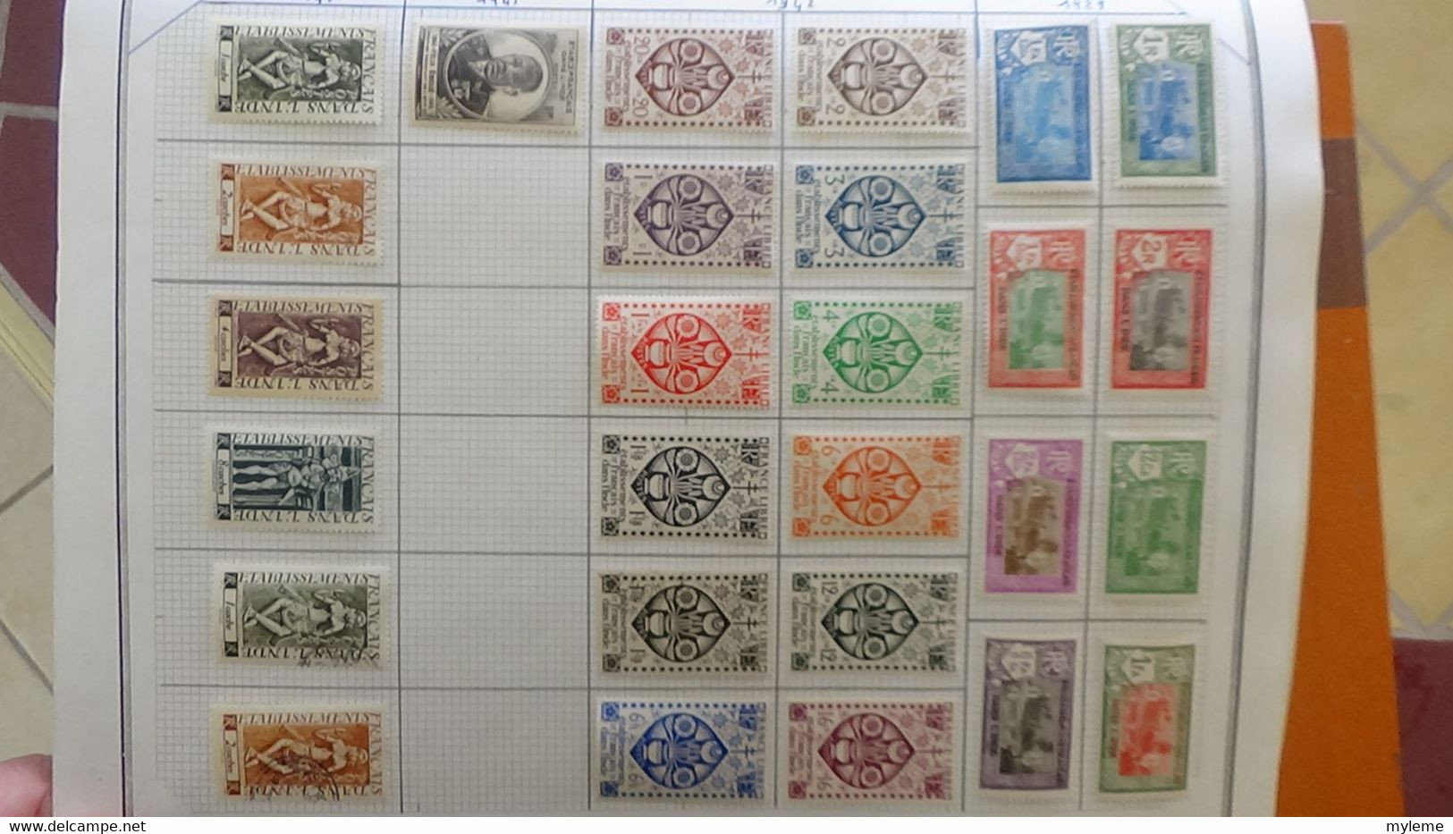 R31 Sur feuilles de cahier timbres Corée, Hong-Kong, Indes, Indochine . Port offert à 50 % pour la France