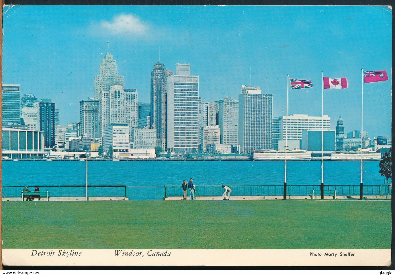 °°° 25071 - CANADA - WINDSOR - DETROIT SKYLINE FROM DIEPPE PARK - 1972 With Stamps °°° - Windsor