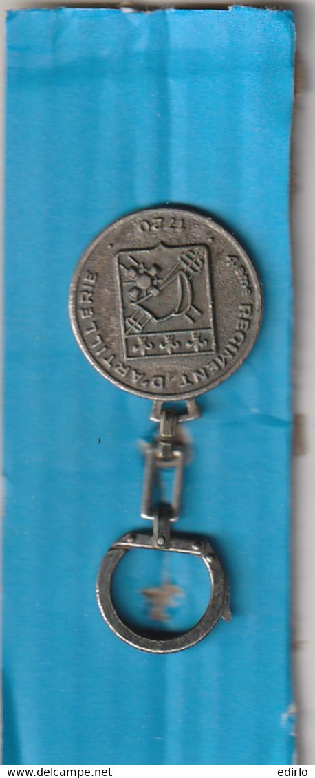 ***  INSIGNES  ***    Porte Clef Du 4 Eime  Régiment D'artillerie F I A Lyon - Army