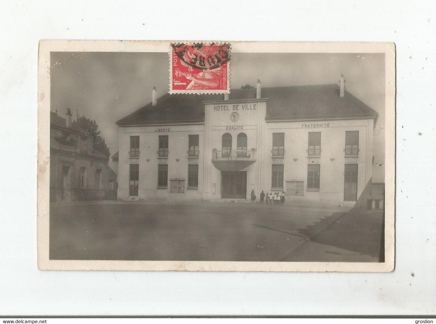 MONTESSON (S ET O) 26 CARTE PHOTO LA MAIRIE AVEC ENFANTS - Montesson