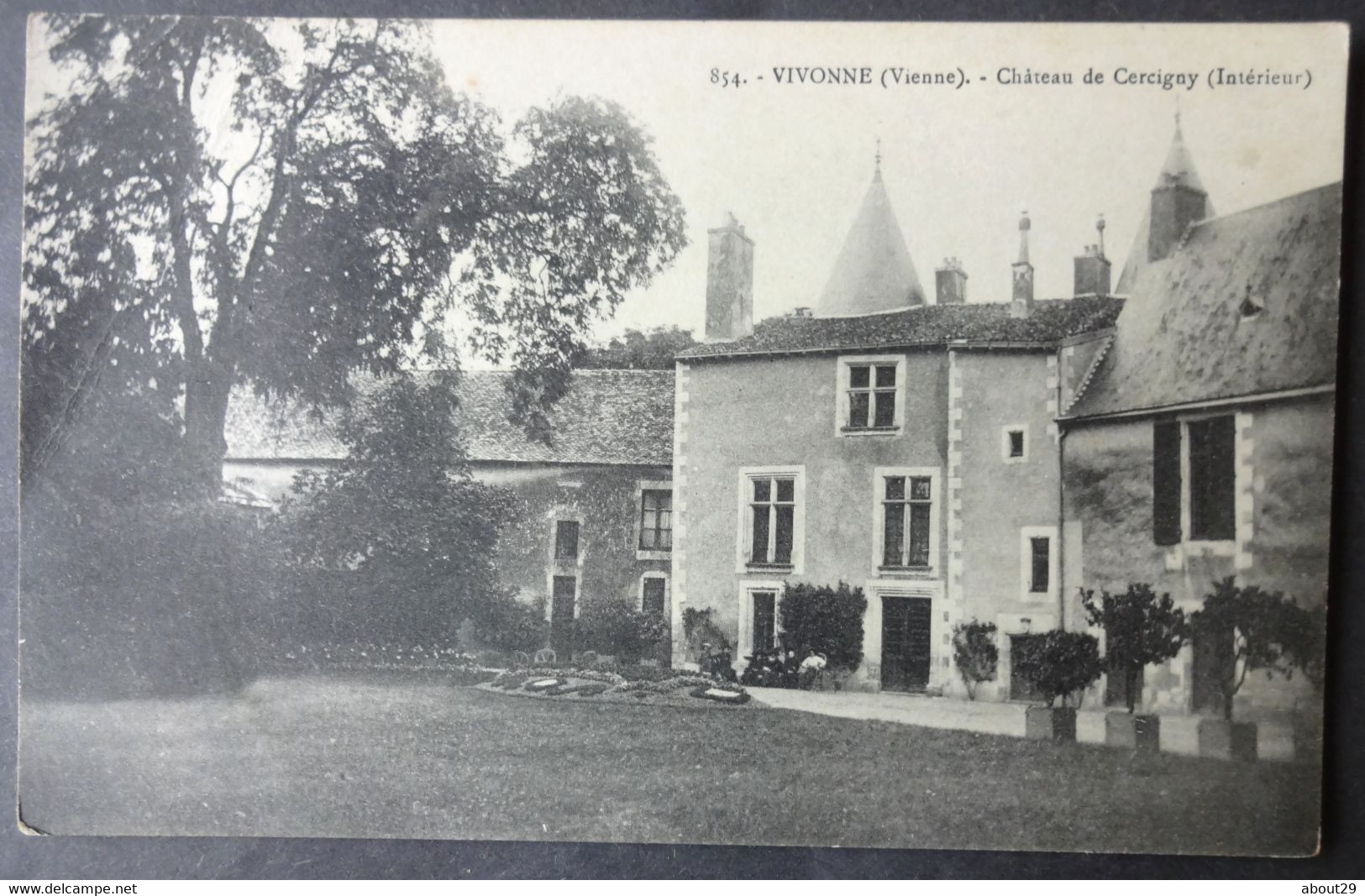 CPA 86 VIVONNE - Château De Cercigny (intérieur) - Pli -  Réf. Y 185 - Vivonne