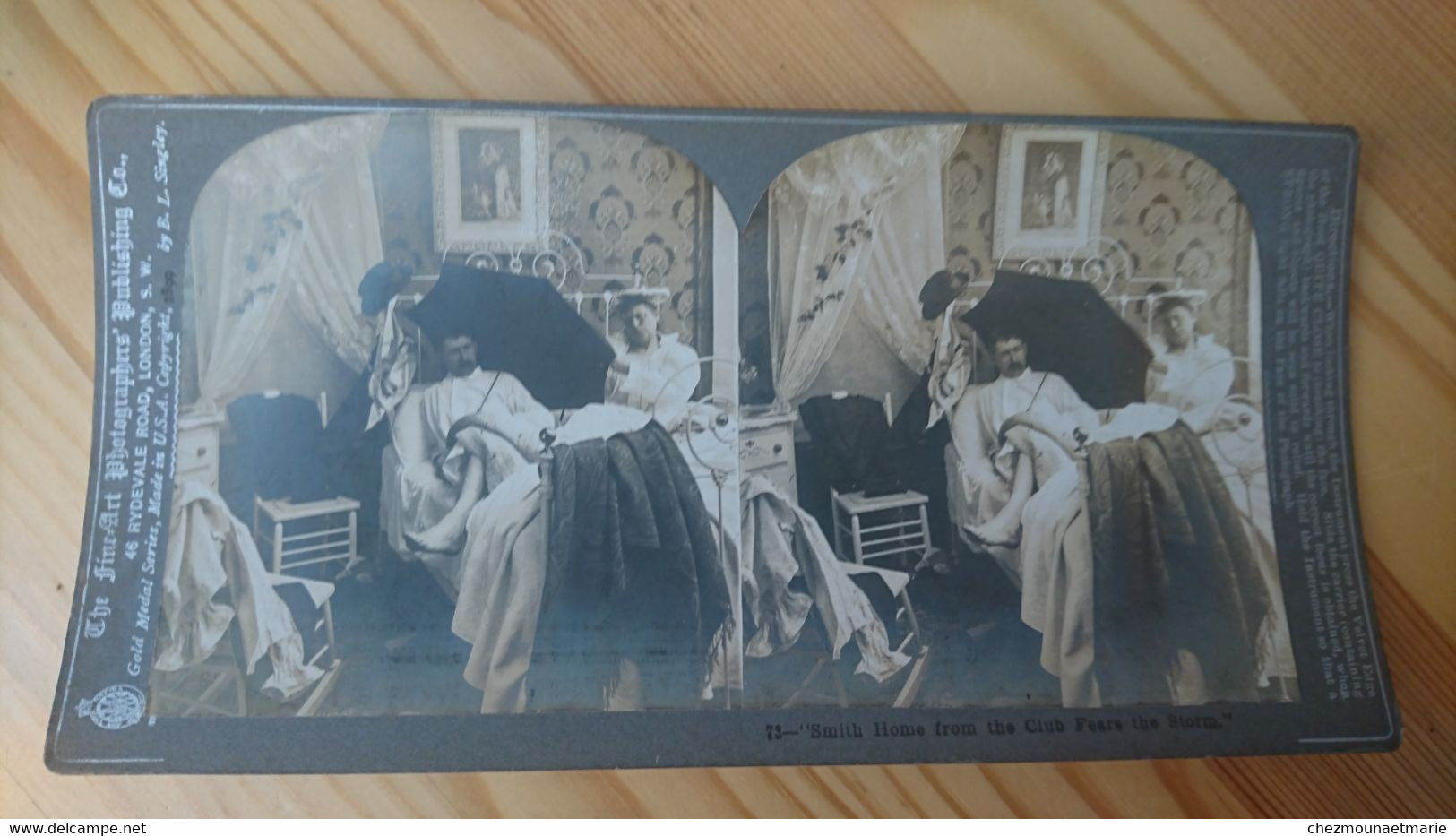 1899 - COUPLE AU LIT L HOMME SE PROTEGEANT AVEC UN PARAPLUIE - PHOTO STEREO - Stereo-Photographie