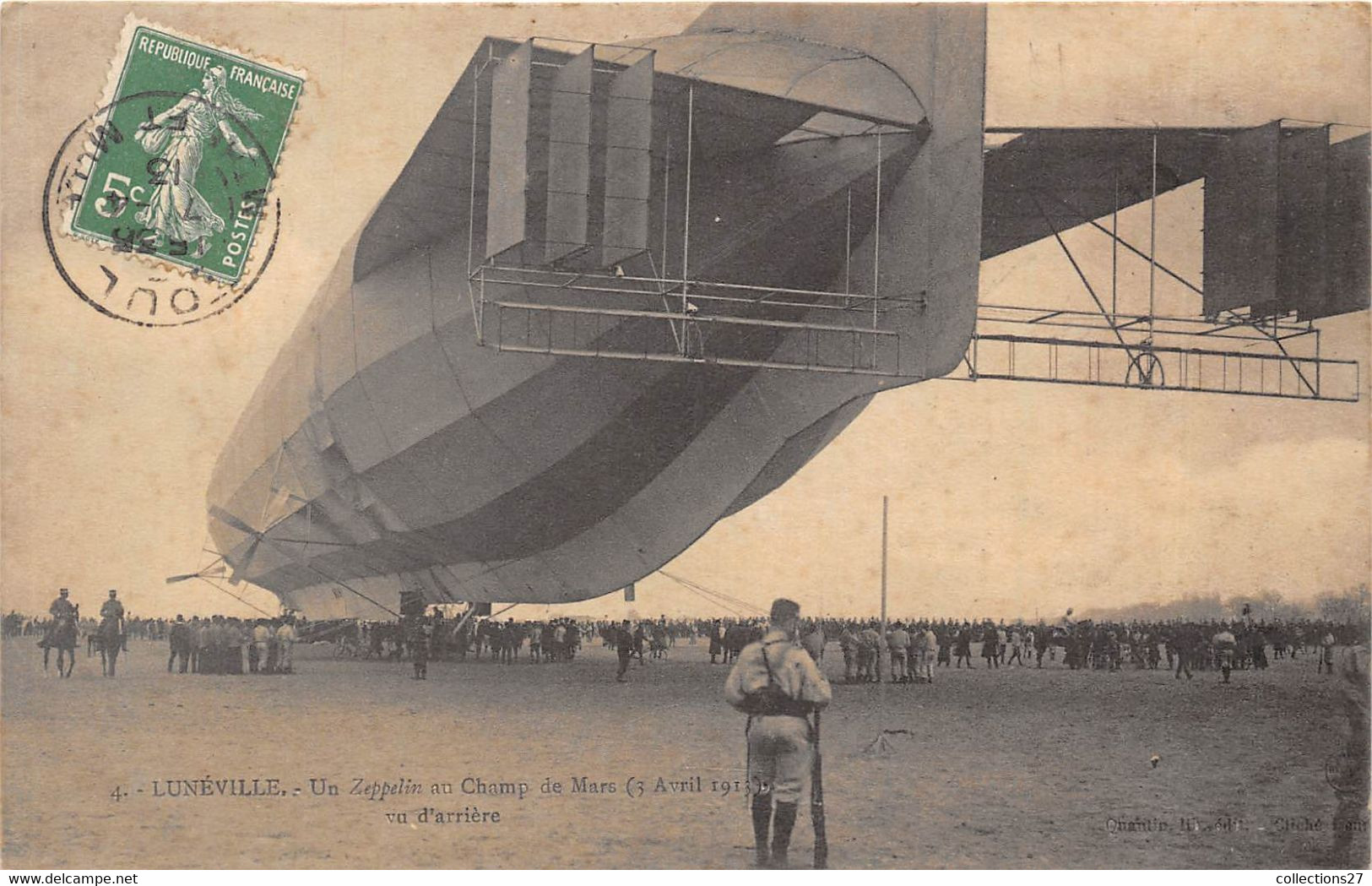 54-LUNEVILLE- UN ZEPPELIN AU CHAMP DE MARS 3 AVRIL 1913 VU D'ARRIERE - Luneville