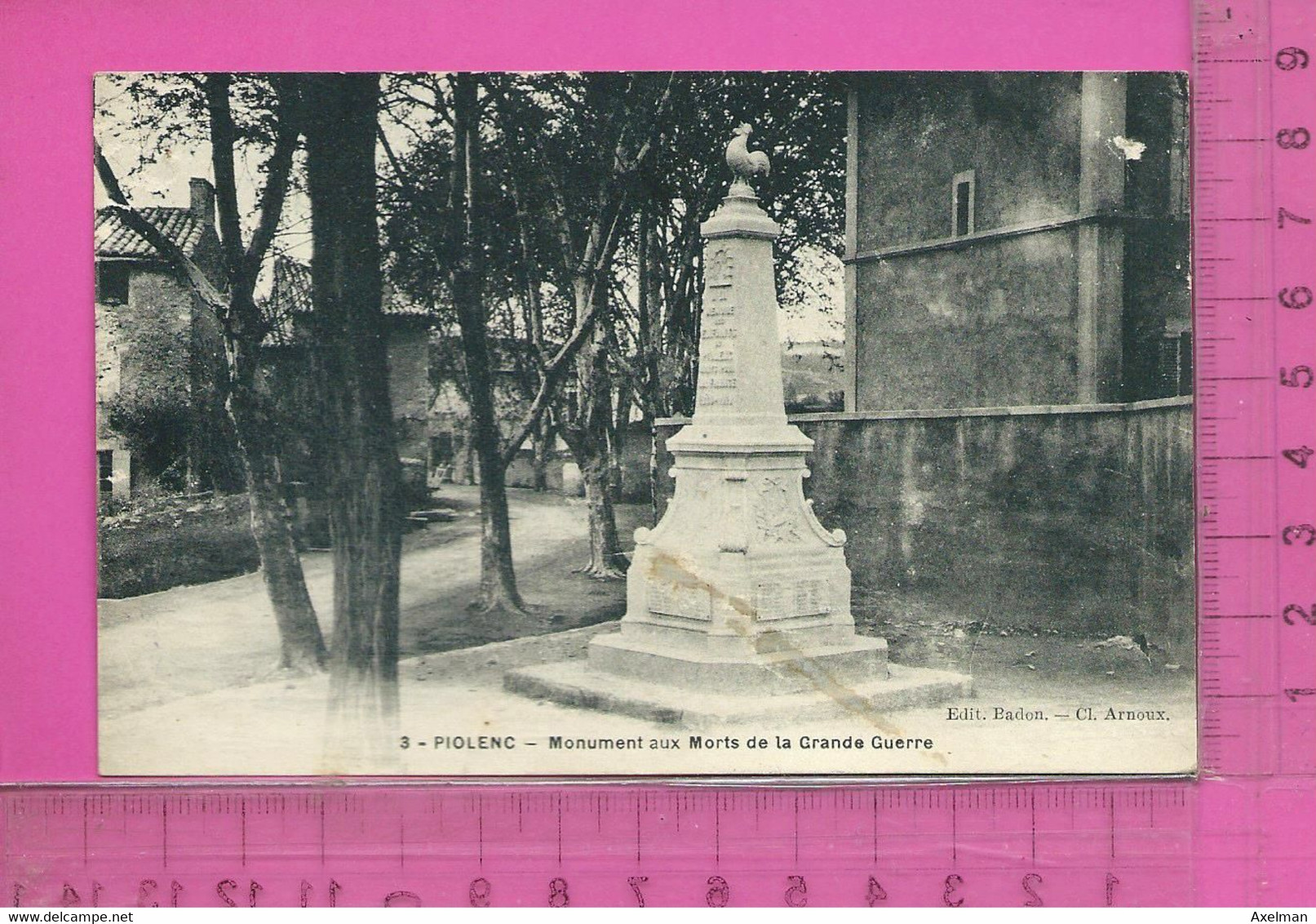 PIOLENC : Monument Aux Morts De La Grande Guerre - Piolenc