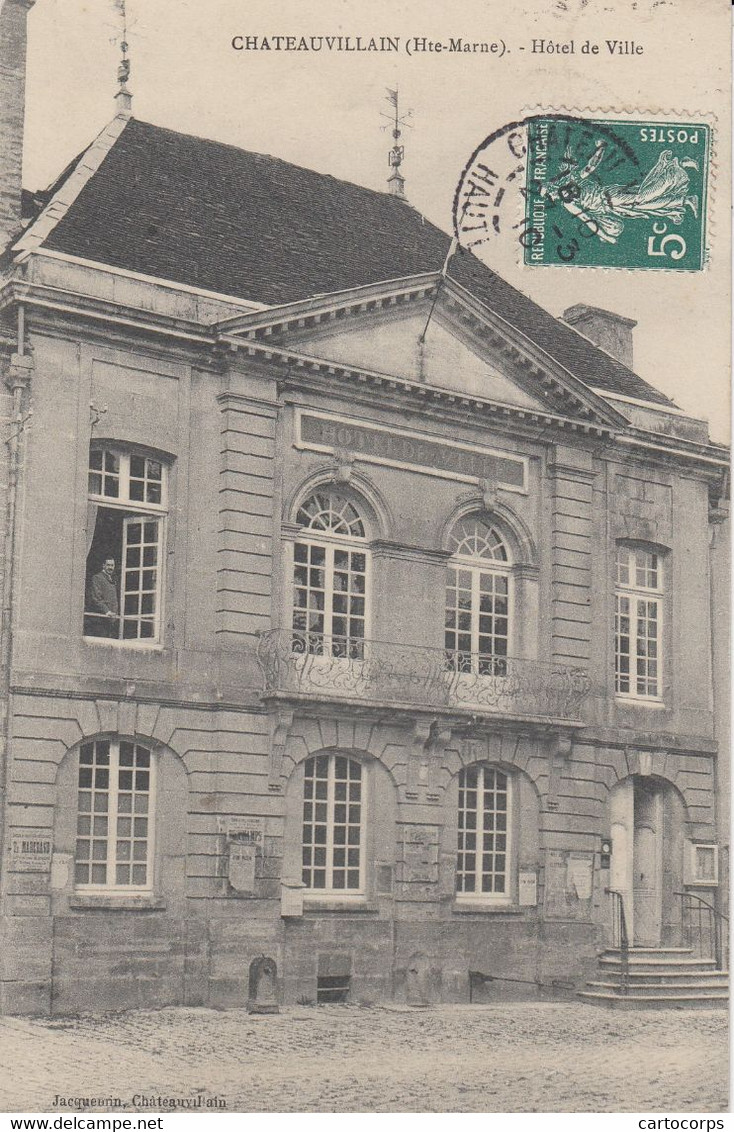 52 - Chateauvillain - Hôtel De Ville - Chateauvillain