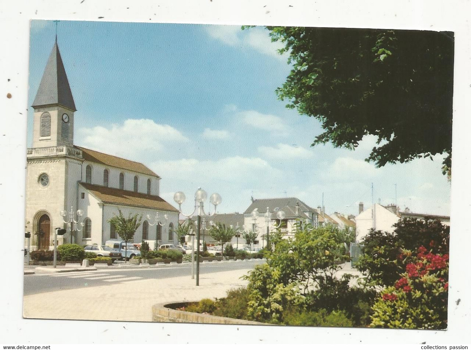 JC , G , Cp , 95 , PIERRELAYE , église St Jean Baptiste Et La Place , Voyagée - Pierrelaye