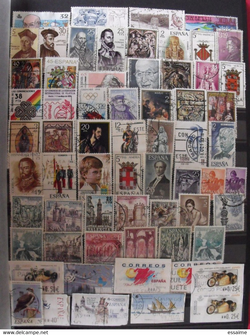 Italie. Collection De 520 Timbres Oblitérés (quelques Neufs). - Colecciones