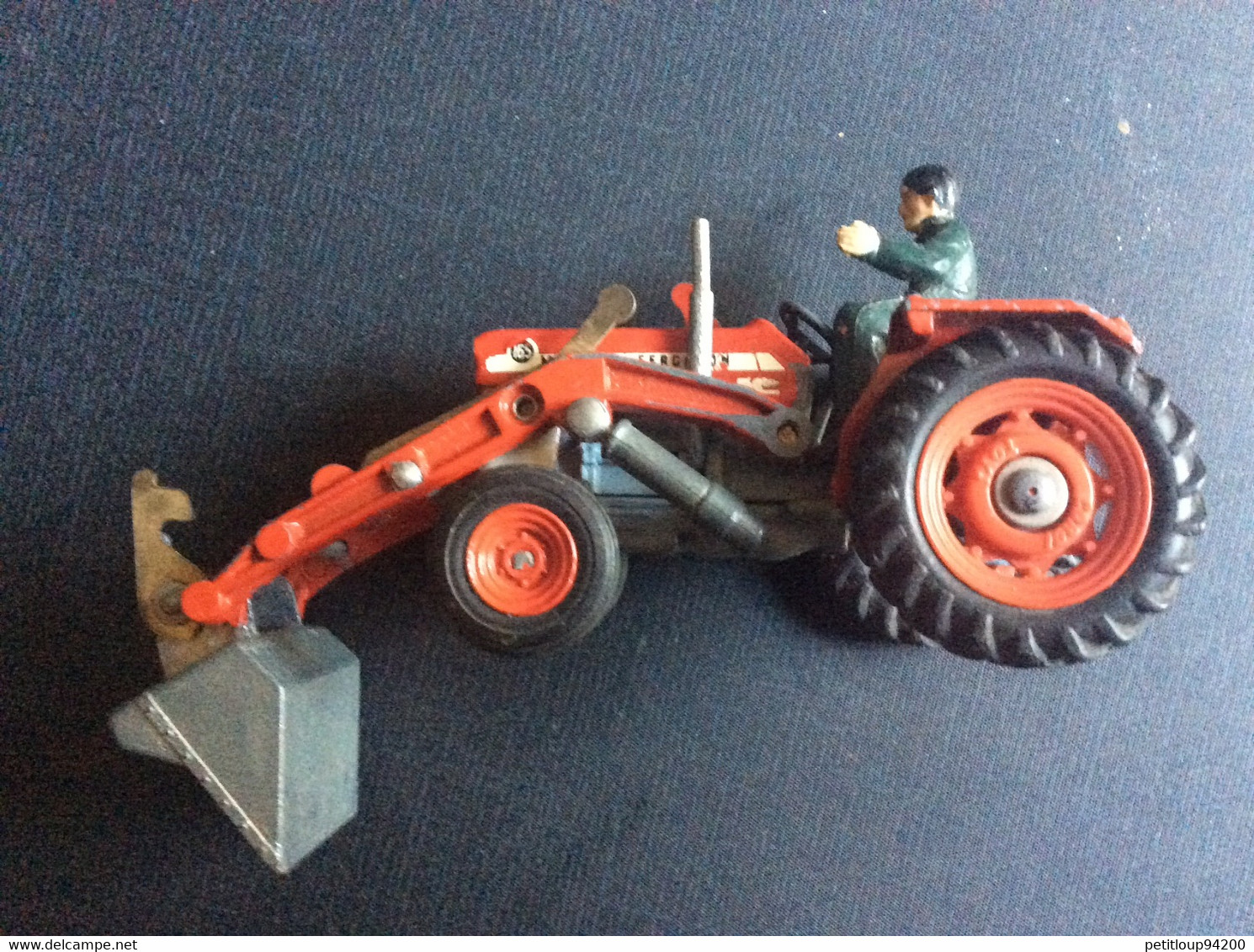 TRACTO-PELLE CORGI TOYS No 69  Massey Ferguson No 165  1/43e  TRACTOR WITH SHOVEL - Corgi Toys