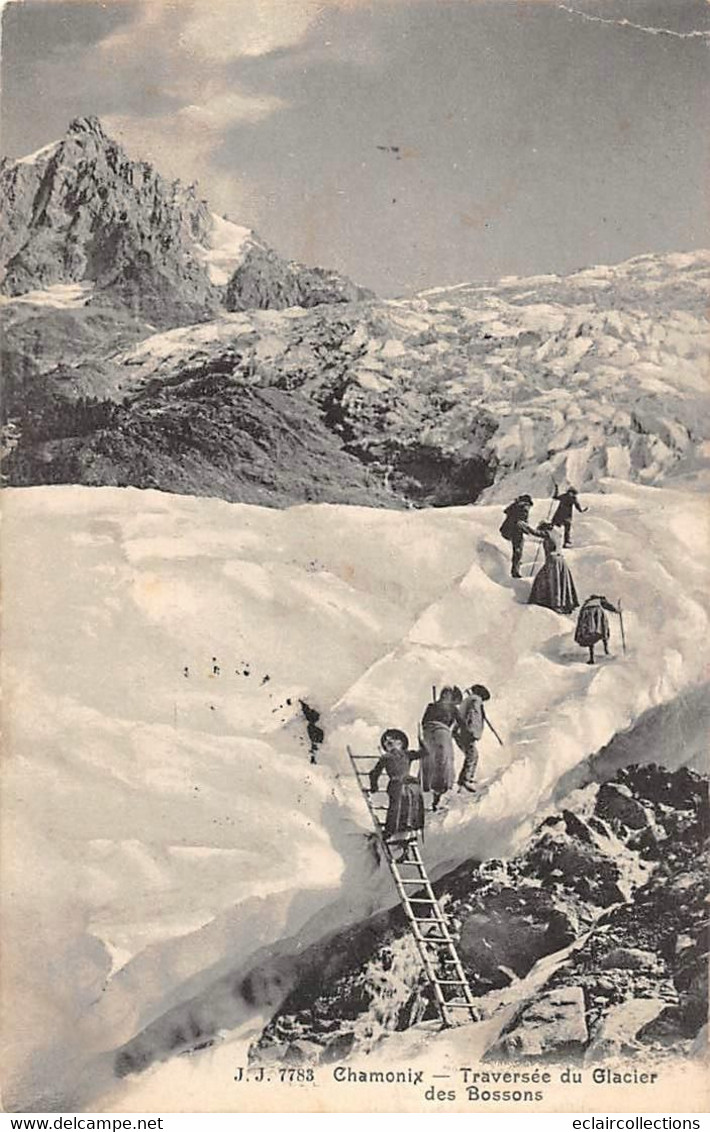 Chamonix         74     Alpinisme :  Traversée  Au Glacier Des Bossons     N° 7078   (voir Scan) - Chamonix-Mont-Blanc