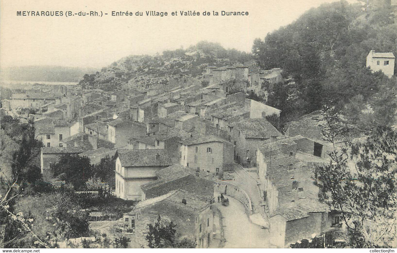 / CPA FRANCE 13 "Meyrargues, Entrée Du Village Et Vallée De La Durance" - Meyrargues