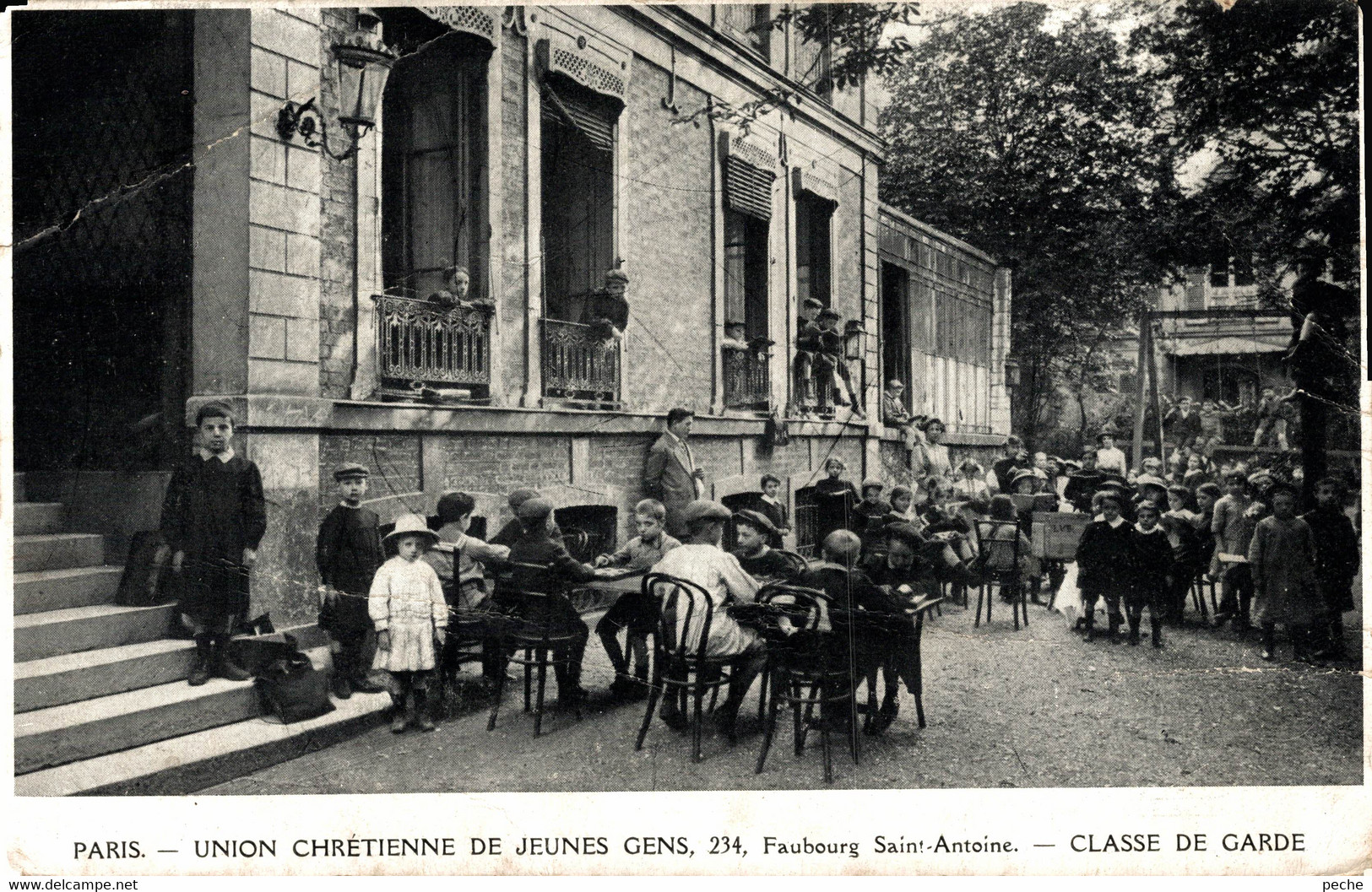 N°79793 -cpa Paris -union Chrétienne De Jeunes Gens - Classe De Garde- - Enseignement, Ecoles Et Universités